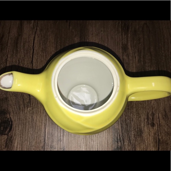 Vintage Yellow Mid century tea pot - Picture 4 of 5
